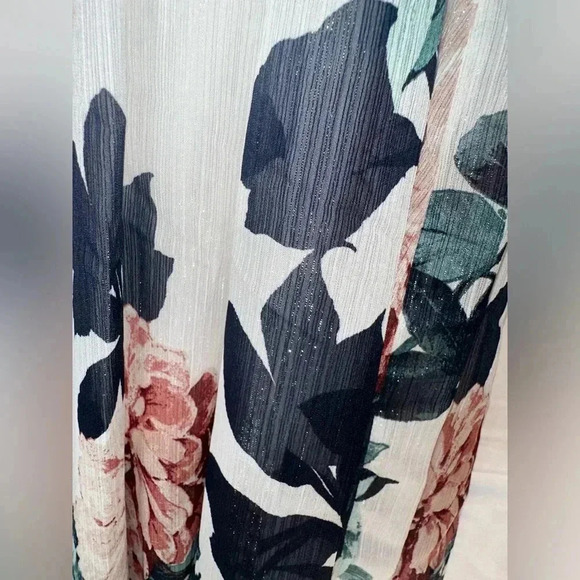 NWT Floral Dress With Rhinestone Waist/shimmer fabric - Picture 11 of 16